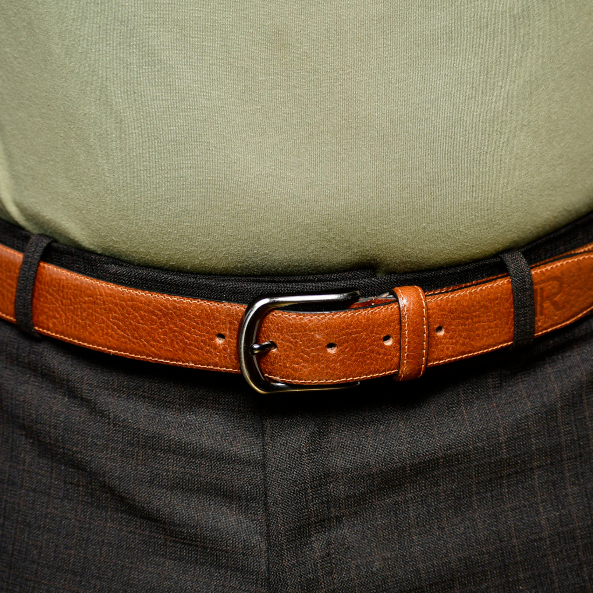tan leather belt