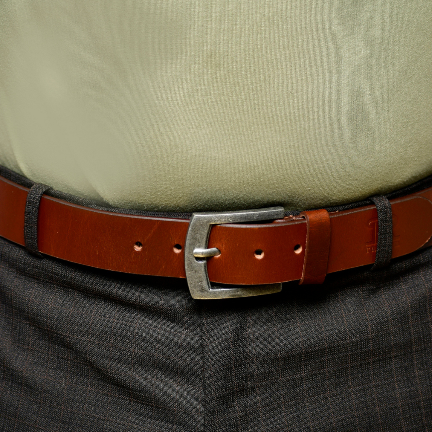 tan leather belt