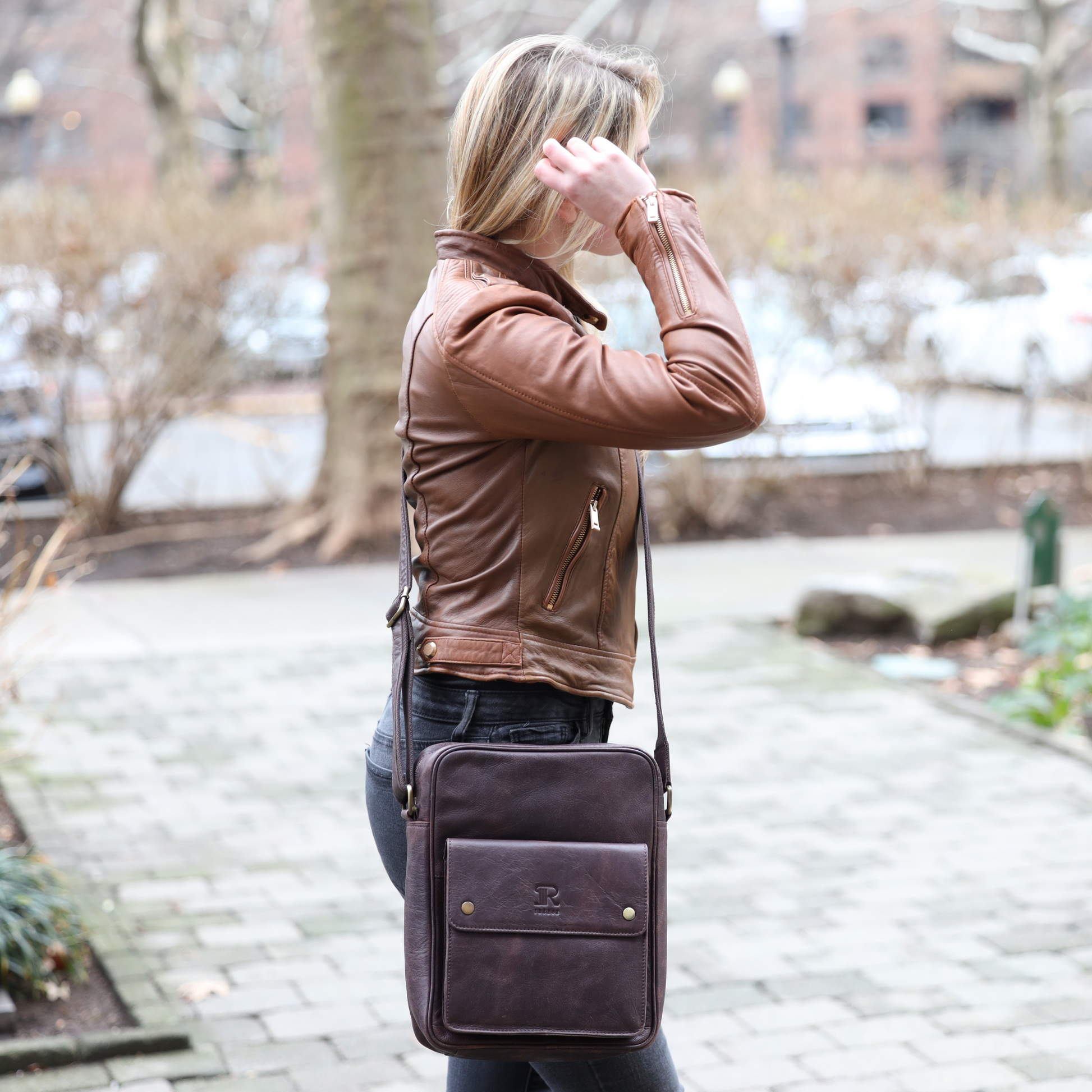 Top leather top messenger bags